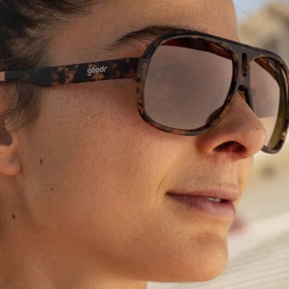 Goodr Sunglasses Shaves Legs, Grows Beard - Picture 2 of 5